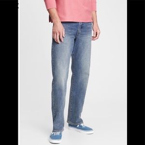 NWT Gap relaxed fit jean